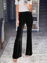 Lange Hose mit hohem Bund und ausgestelltem Bein aus Samt